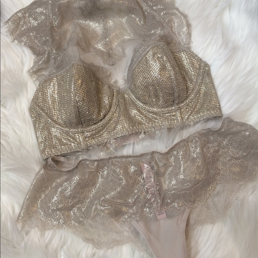Victoria's Secret Gold Lace Bra Set